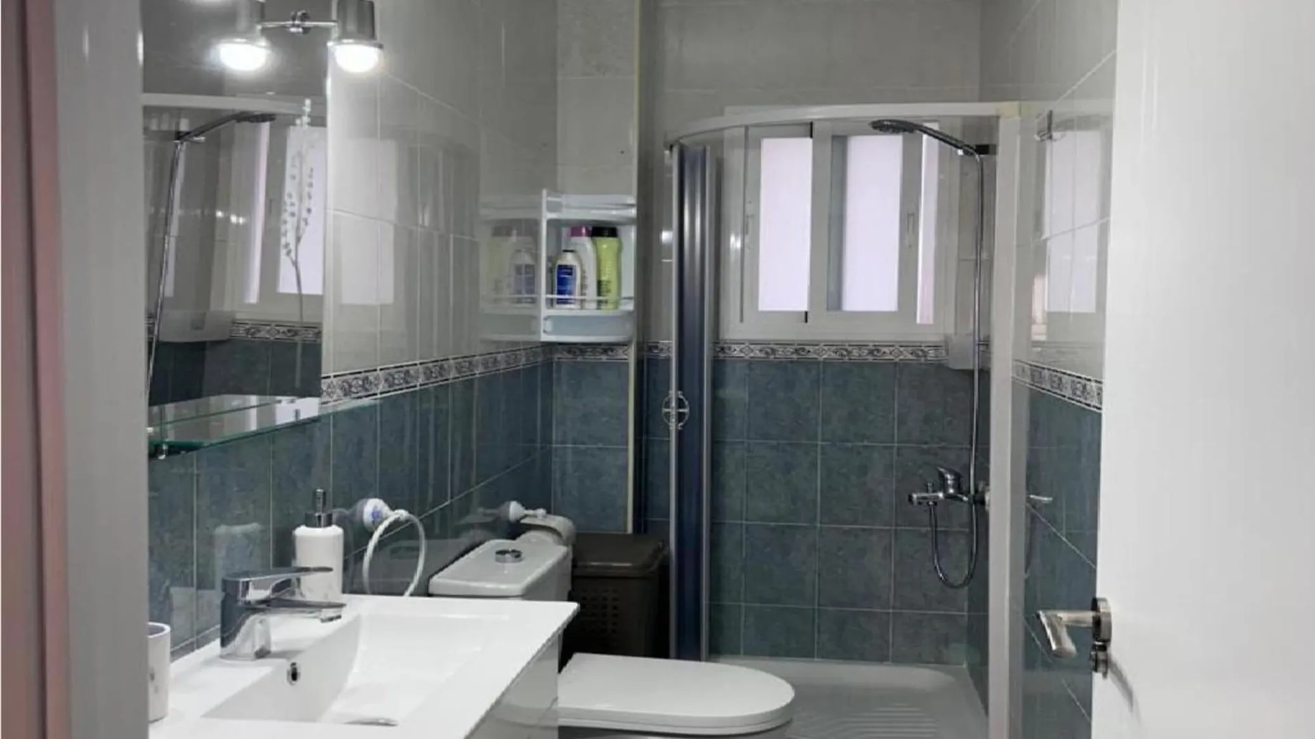 Holiday home Velbar - Apartment In Cadiz Free Wifi